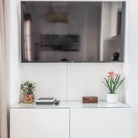 Bonito Duplex Con Terraza Calle Feria 아파트